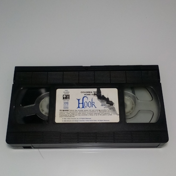 $3/15 Hook VHS Tape 043396706033 - Picture 4 of 6